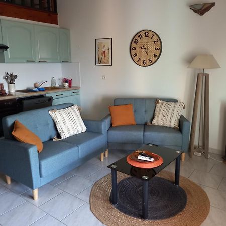 セラ・ディ・フェロCasa Di Petru Antoアパートメント エクステリア 写真